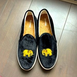 Soludos black velvet slides - like new - size 8.5